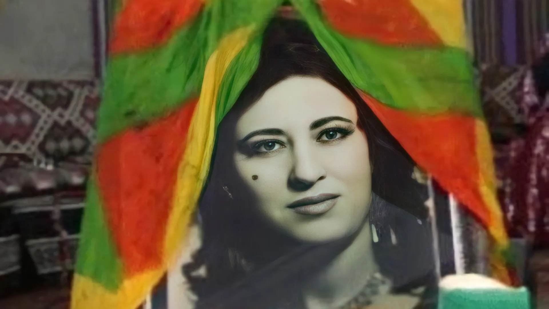 Ayşe Şan, Kurdish singer